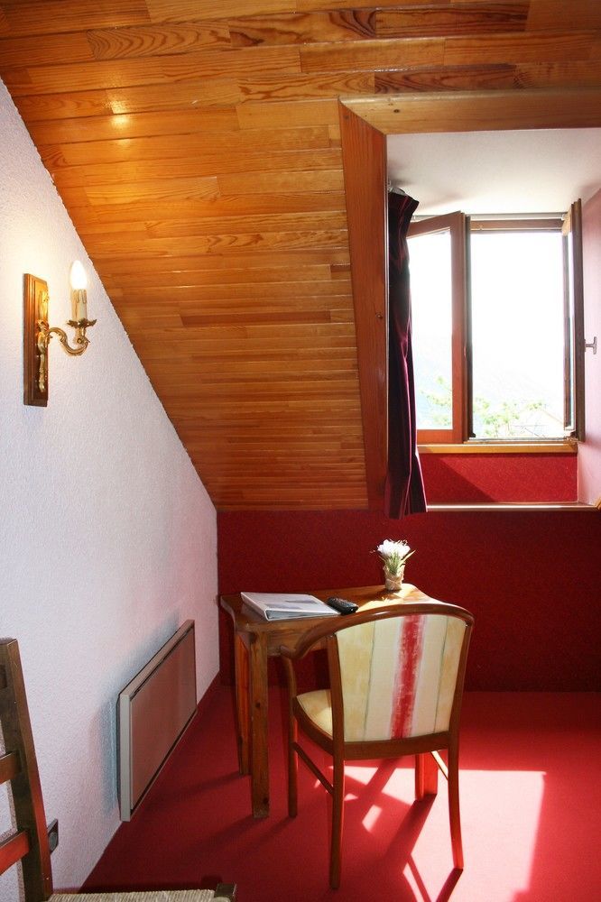 Hotel Le Catinat Fleuri Guillestre Zewnętrze zdjęcie